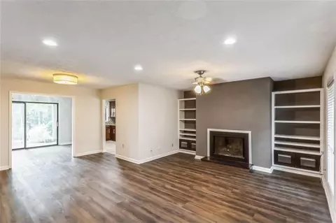 801 River Mill Cir, Roswell, GA 30075
