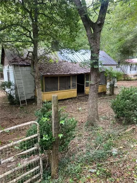 1020 Horton Dr, Greensboro, GA 30642
