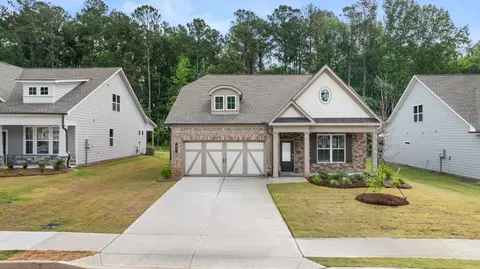 67 Airmont Dr, Sharpsburg, GA 30277