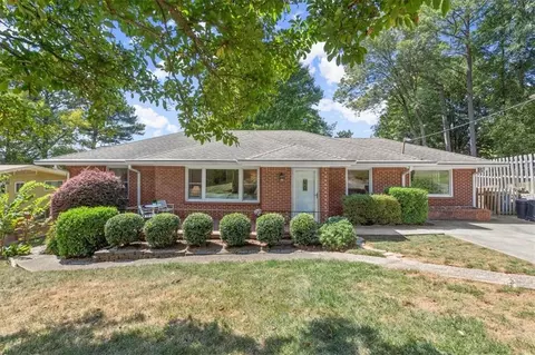 1818 Mount Royal Dr NE, Atlanta, GA 30329