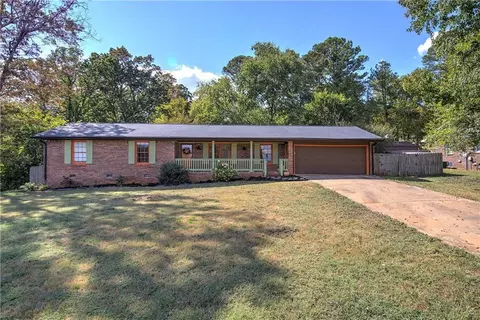 50 Oakridge Dr SE, Cartersville, GA 30121