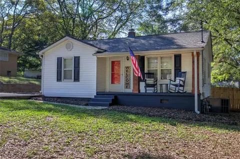 21 E Georgia Ave, Emerson, GA 30137