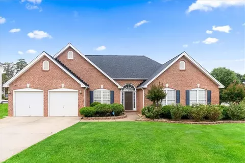 1182 Pine Lake Dr, Grayson, GA 30017