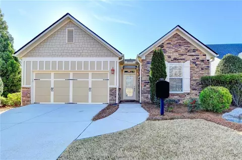 3150 Scarlet Oak Ln, Gainesville, GA 30504