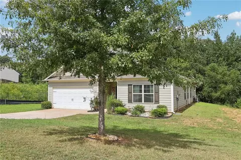 400 Sunflower Ln, Covington, GA 30016 photo 2