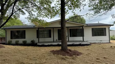 4923 Elrod Rd, Gainesville, GA 30506