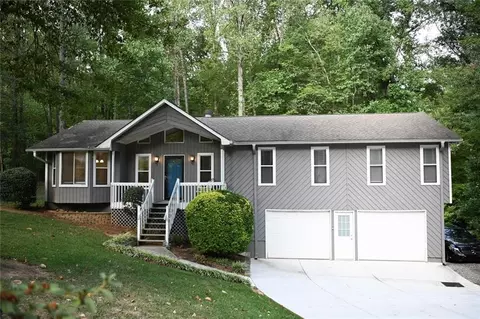 428 Julie Anne Way, Woodstock, GA 30188