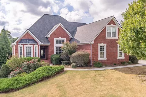 401 Sydney Way, Loganville, GA 30052