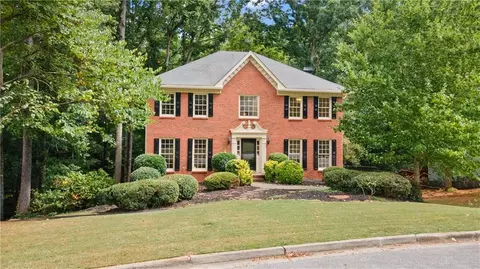 950 Connell Ln, Lawrenceville, GA 30044