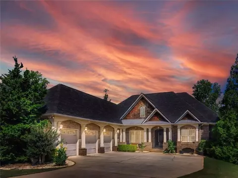 1018 Pampas Way, Hampton, GA 30228