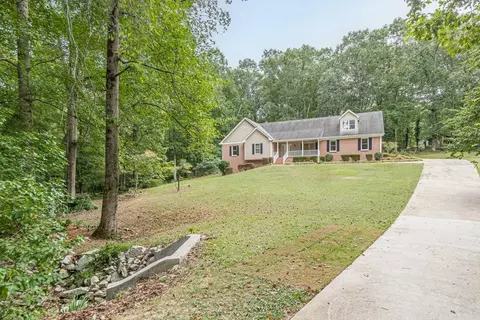 Exterior - 3750 Druids Dr SE, Conyers, GA 30013 photo 13 of 15