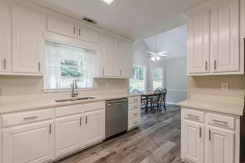 Kitchen - 3750 Druids Dr SE, Conyers, GA 30013 photo 3 of 3