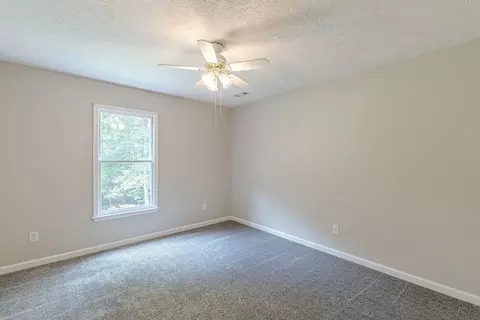 Bedroom - 3750 Druids Dr SE, Conyers, GA 30013 photo 4 of 9