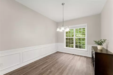540 Hammersmith Dr, Suwanee, GA 30024 photo 12