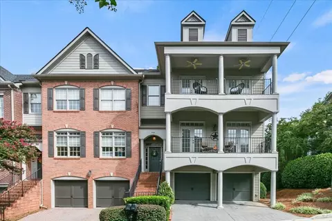 226 Meeting Ln, Sandy Springs, GA 30342