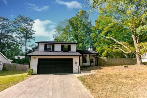 2111 Harrison Ridge Ct, Lawrenceville, GA 30044