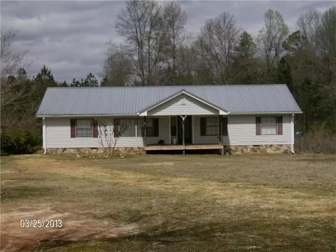 3590 Grady Smith Rd, Loganville, GA 30052