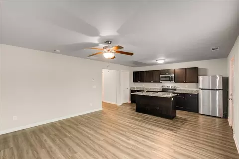 1129 Oak Hollow Ct, Hampton, GA 30228 photo 7