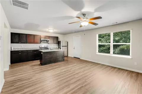 1129 Oak Hollow Ct, Hampton, GA 30228 photo 8