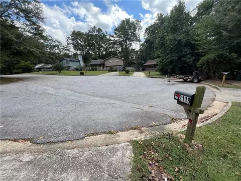 2117 Amish Ct, Morrow, GA 30260 photo 4