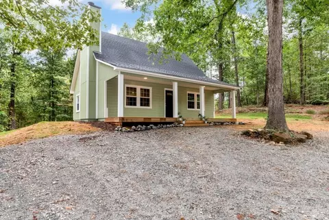 349 Rue Fleur De Lis, Lavonia, GA 30553