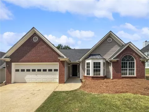 2385 Cove Lake Rd, Lithonia, GA 30058