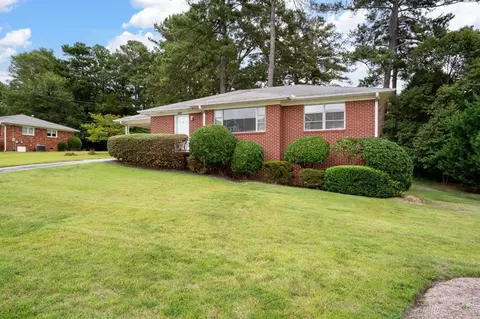 2731 Bell Dr SE, Smyrna, GA 30080