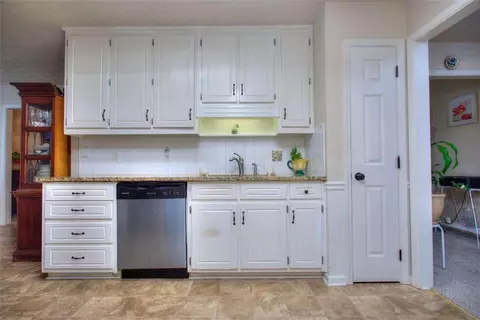 65 Vintage Dr, Covington, GA 30014 photo 13