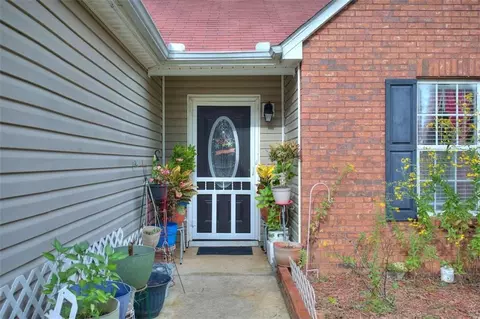 65 Vintage Dr, Covington, GA 30014 photo 2