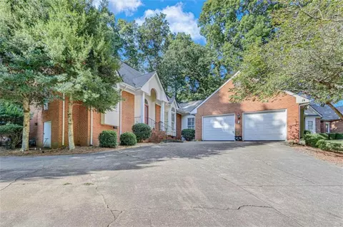 3370 Arbor Walk Dr, Gainesville, GA 30506