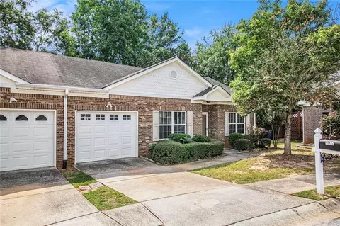306 Tara Woods Dr, Riverdale, GA 30274