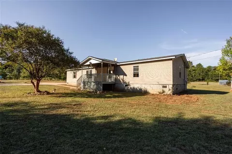 2353 Hancock Dr, Social Circle, GA 30025