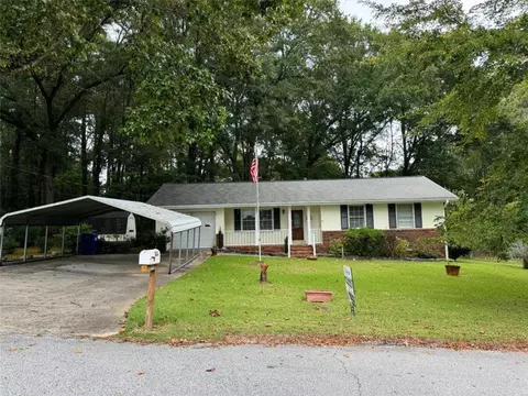 857 Pine Shadow Ln, Winder, GA 30680
