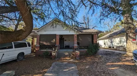 3565 Log Cabin Dr, Macon, GA 31204