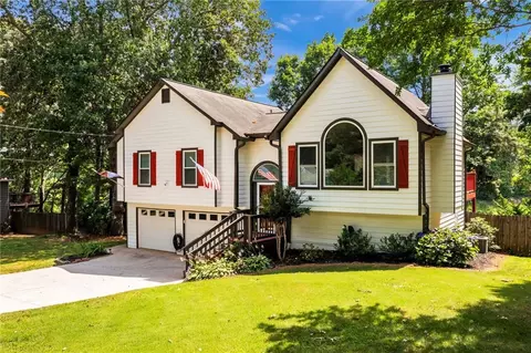 90 John Wesley Dr, Dallas, GA 30132