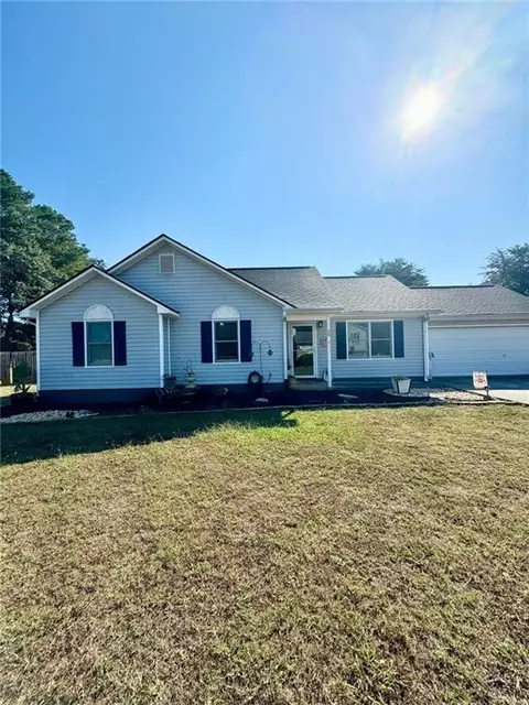 66 River Oaks Dr SW, Cartersville, GA 30120