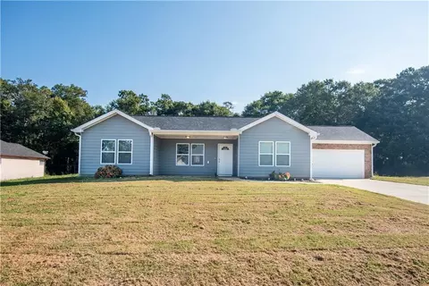 86 Tyrus Ln, Royston, GA 30662