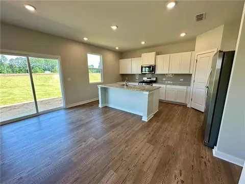 706 Ruddy Dr, Grayson, GA 30017 photo 8