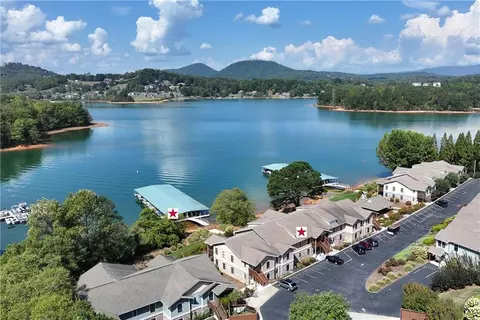1407 Lakeside Rd #206, Hiawassee, GA 30546
