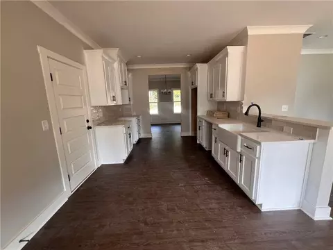 272 Cherry St, Cornelia, GA 30531 photo 4