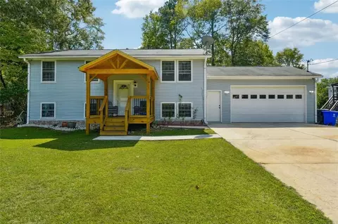 109 Kings Ridge Dr, Peachtree City, GA 30269
