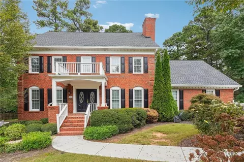 4842 Coach Ln, Dunwoody, GA 30338