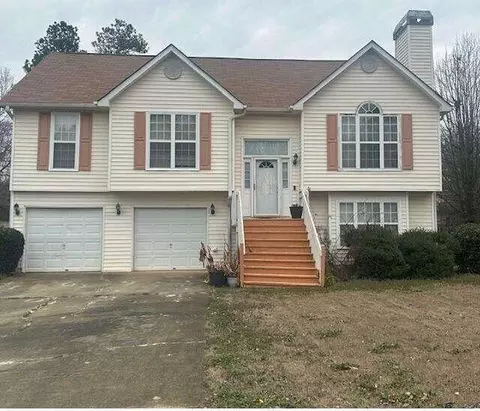 1438 Trafalgar, Hampton, GA 30228
