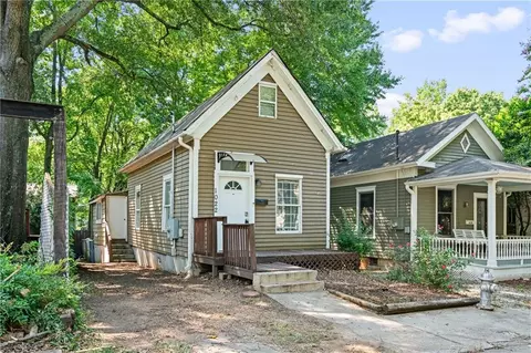 1022 Curran St NW, Atlanta, GA 30318