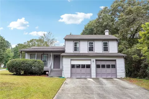 871 Fox Valley Dr, Stone Mountain, GA 30088