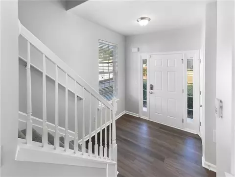 1514 Paramount Ln, Sugar Hill, GA 30518 photo 6