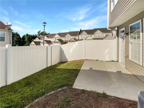 1514 Paramount Ln, Sugar Hill, GA 30518 photo 23