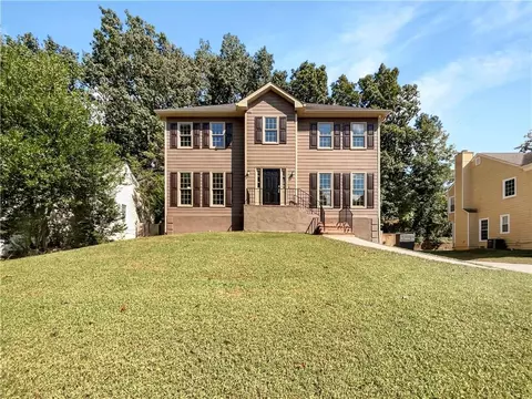 2104 November Glen Dr NW, Acworth, GA 30102