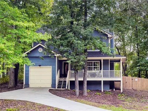 401 Farm St, Loganville, GA 30052