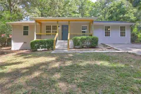 18 Melissa Cir, Griffin, GA 30224